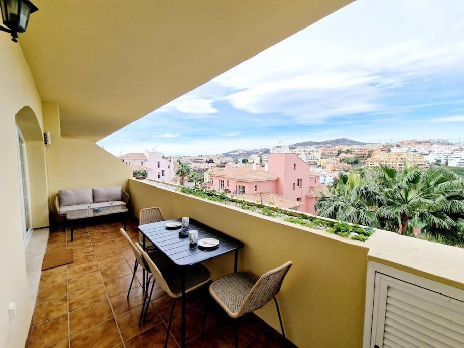 Royal Golf View: 2Br, Pools & Ac Apartment Sitio de Calahonda Ngoại thất bức ảnh