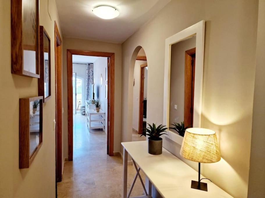 Royal Golf View: 2Br, Pools & Ac Apartment Sitio de Calahonda Ngoại thất bức ảnh